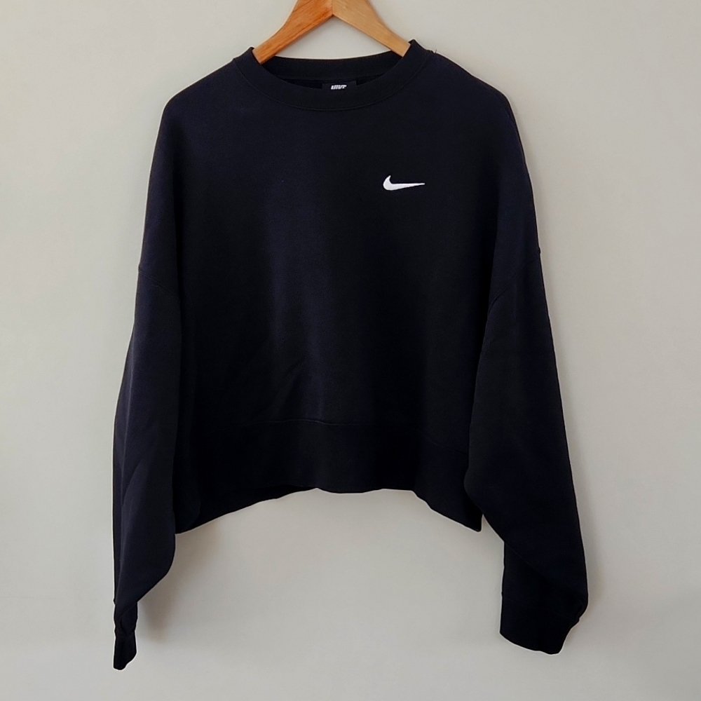NWT Nike Sweatshirt